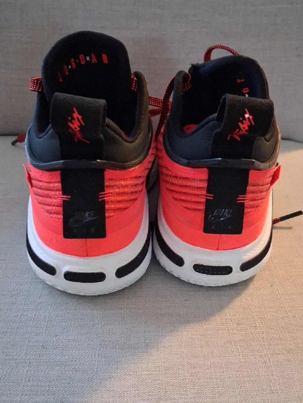 Jordan Men's Red and Black Performance Sneakers. Air Zoom N236MJ
